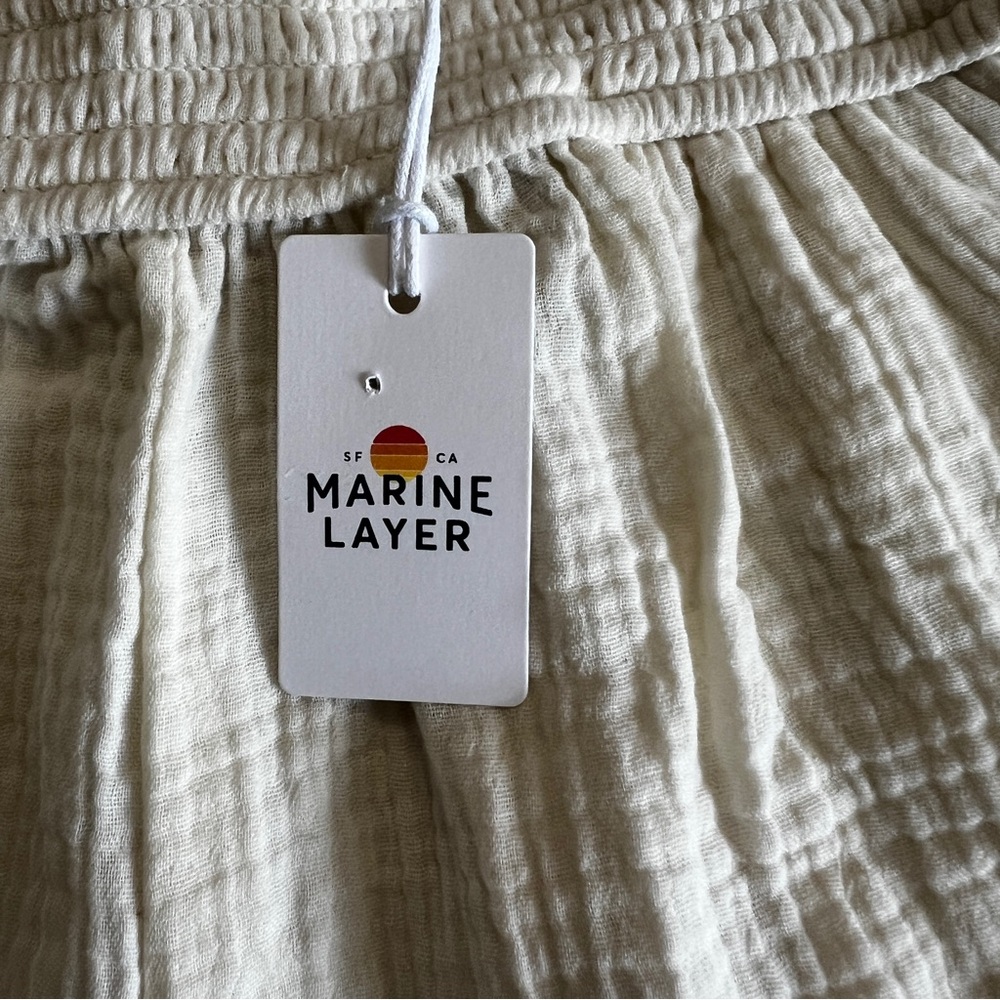 Marine Layer Gigi Crinkle Gauze Shorts Cream
White NWT Size Medium - Picture 4 of 8